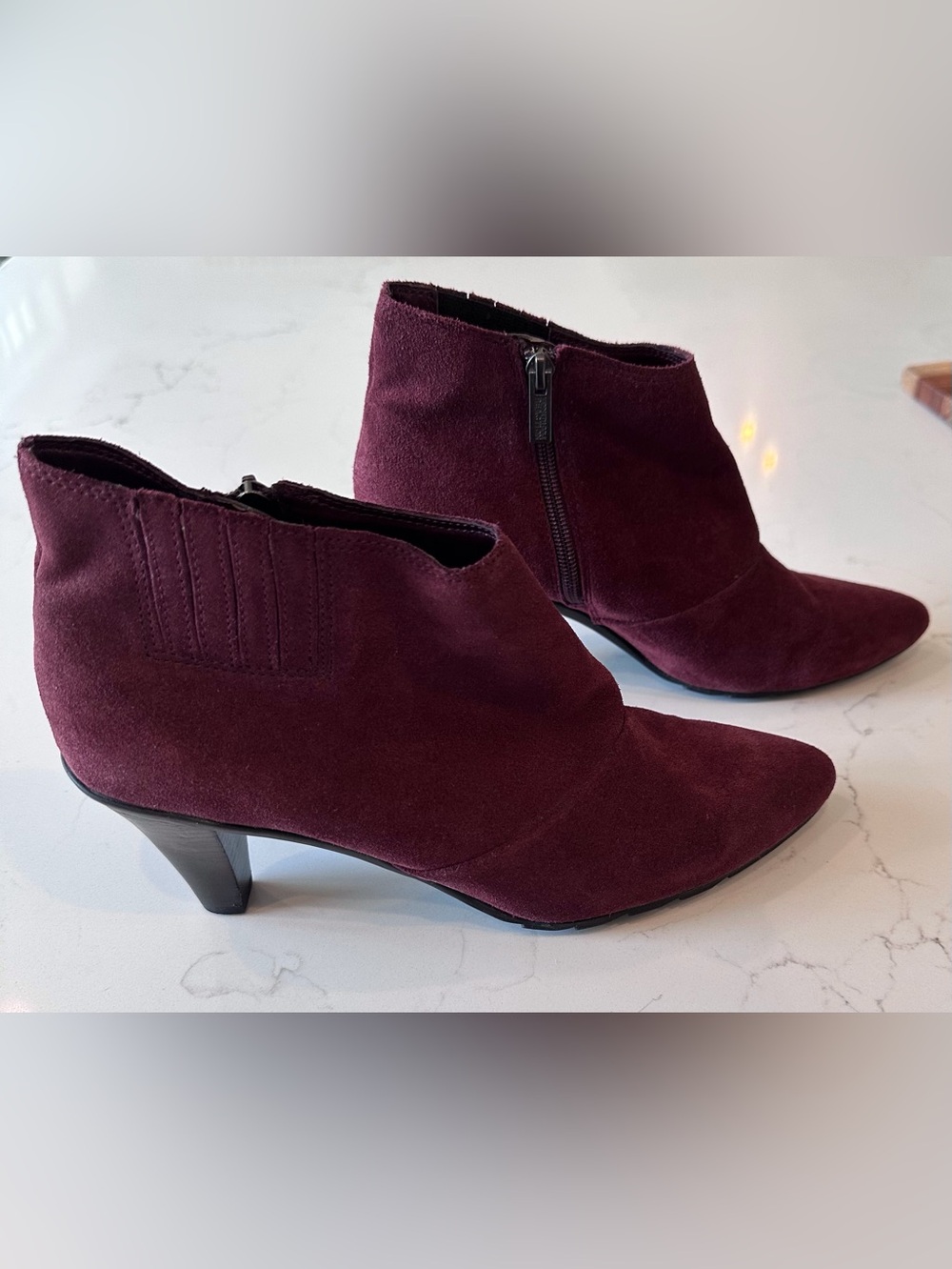 Kenneth Cole Reaction Women's Burgundy Suede Ankle Booties